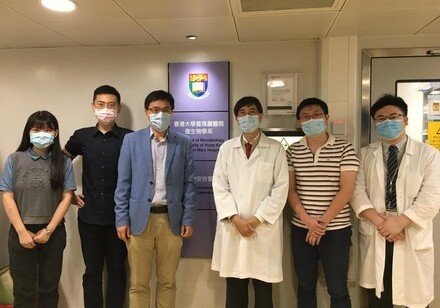 HKU scientists and microbiologists jointly discover a novel antiviral strategy for treatment of COVID-19 using existing metallodrugs
