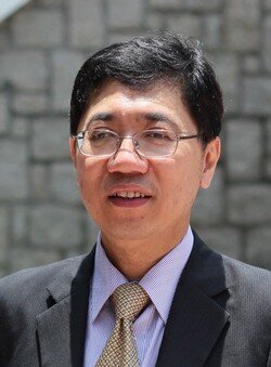 Professor Chi Ming Che 