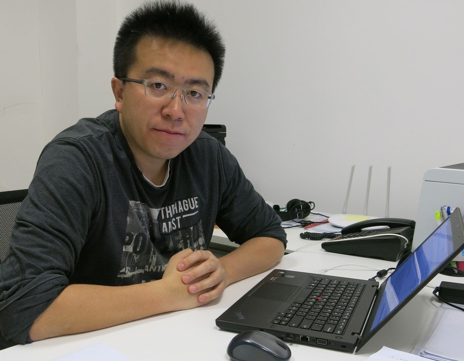 Dr Ziyang Meng, HKU Department of Physics