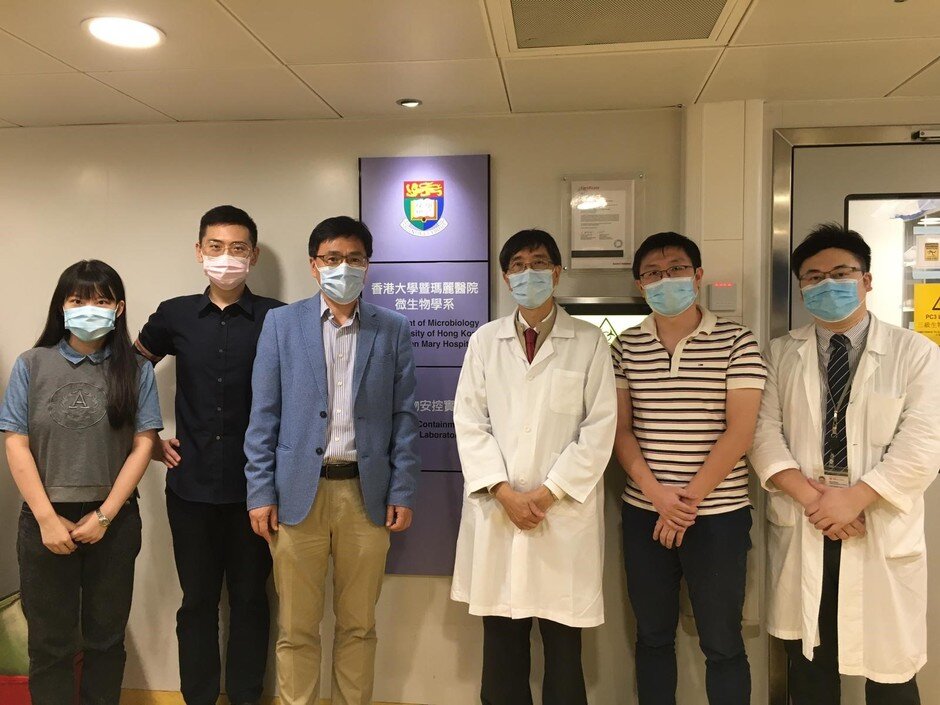 Key members of the research team. From the right: Dr Jasper F W Chan, Dr Shuofeng Yuan, Professor Kwok-Yung Yuen, Professor Hongzhe Sun, Dr Runming Wang and Miss Suyu Wang.