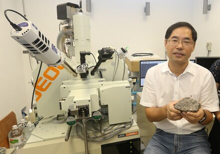 HKU geologist Professor Guochun Zhao elected as Fellow of The World Academy of Sciences(TWAS) for the Advancement of Science in Developing Countries