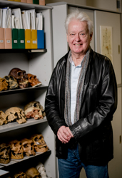 Professor David DUDGEON, School of Biological Sciences