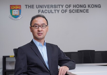 HKU Chemist Professor Xuechen LI Honoured with Chinese Chemical Society’s Contribution Award in Carbohydrate Chemistry