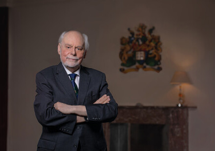 Nobel Laureate Professor Sir Fraser Stoddart joins HKU as Chair Professor of Chemistry 