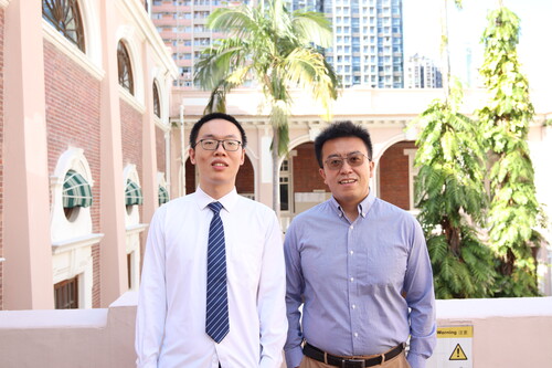 PhD student Xu Zhang (on the left) and his advisor Dr Zi Yang Meng from the Department of Physics at HKU. 