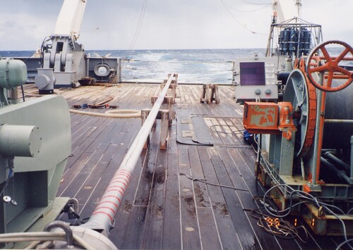 This image, taken in 1996, shows the sediment core sampling process in the Southern Ocean. The samples collected during this process were used in the research. Photo credit: Minoru Ikehara.