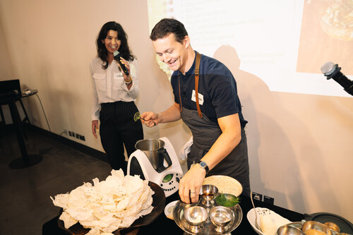 Chef Chris Winski, Executive Chef at Soho House Hong Kong gave a live demonstration at the book launch. 