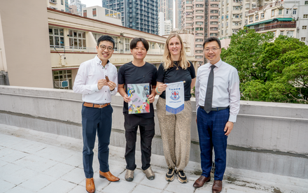 HKU Researchers Partners with Local Schools to Install Nest Boxes for Critically Endangered Cockatoos