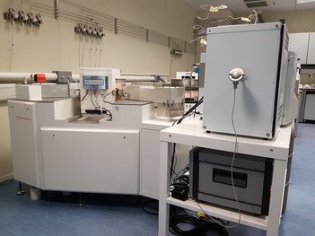 Model: (EA) EA3028 / (IRMS) Perspective