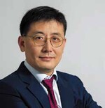 Professor Shuang Zhang