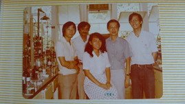 Dr. Michael Wong (joined HK Polytechnic as teaching staff), Dr. Fasih Ahmad (Post-doctoral fellow from Aligarh University, India), Ms. Cheung Man Yee, Prof. Lie Ken Jie, Mr. Li Chuen. (1981)
